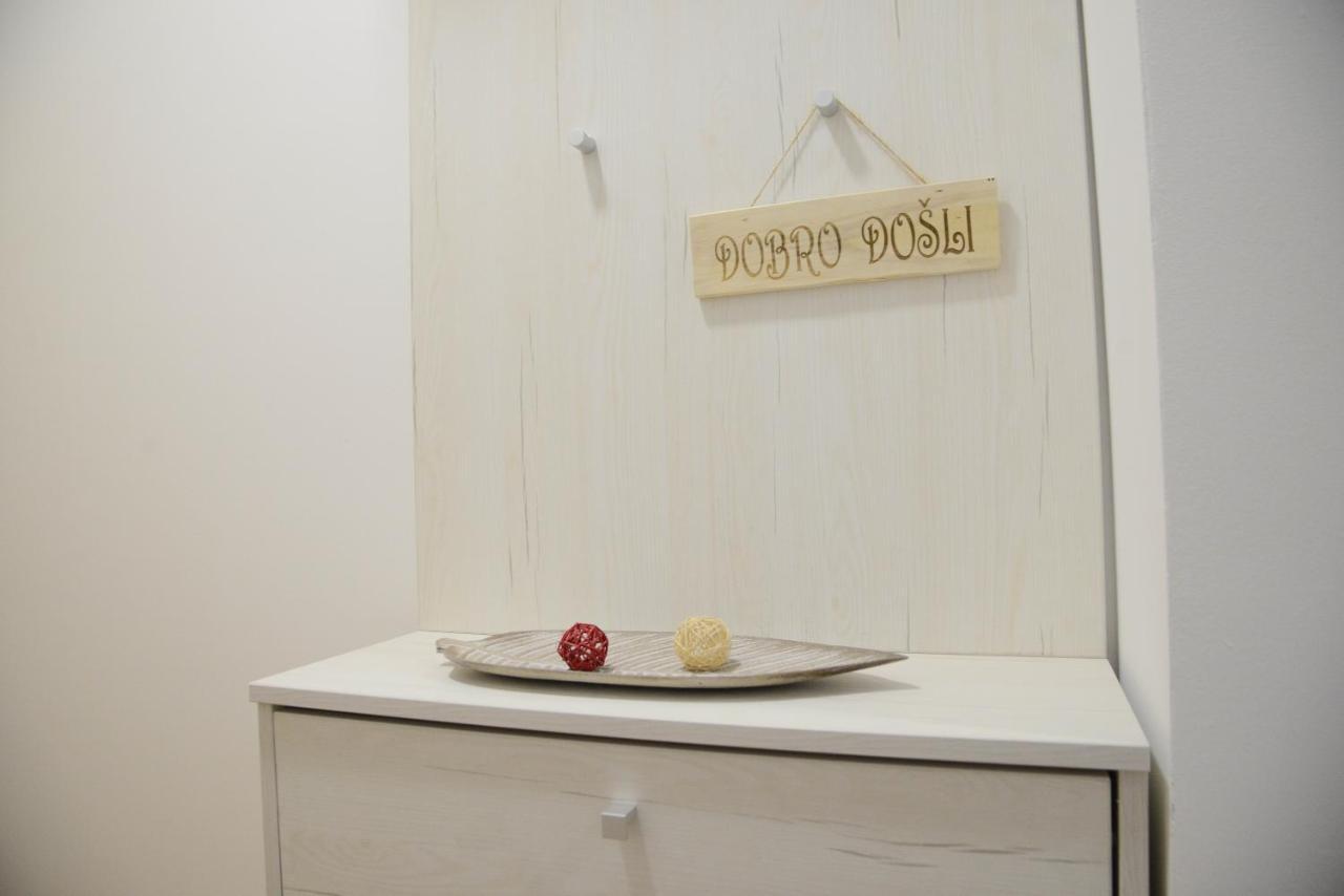 Anna Apartment Novi Sad Eksteriør bilde